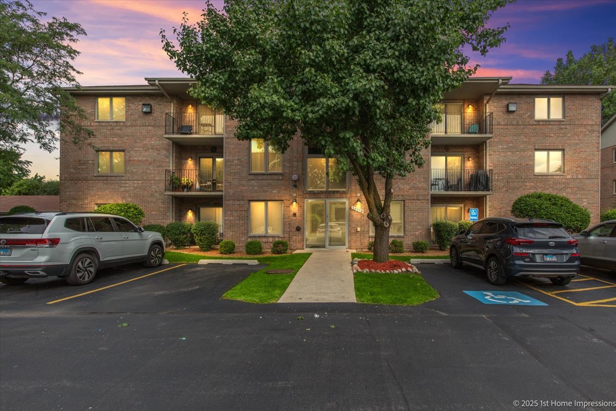 10278 Southwest Highway 2C