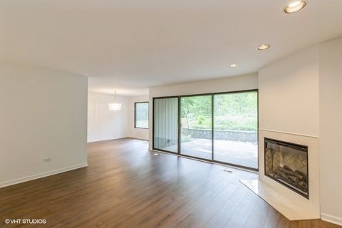 Tiny photo for 729 Old Barn Road #C, Lake Barrington, IL 60010 (MLS # 12495356)