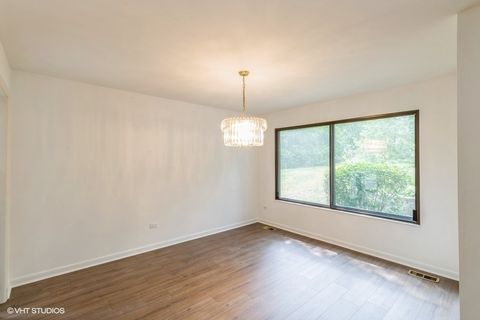 Tiny photo for 729 Old Barn Road #C, Lake Barrington, IL 60010 (MLS # 12495356)