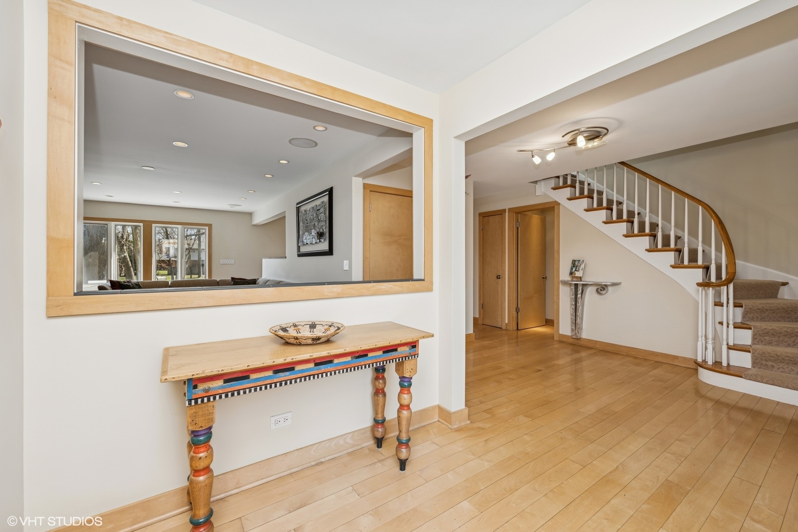 1825 Ivy Lane