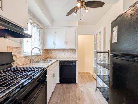 Tiny photo for 631 Balmoral Avenue, Westchester, IL 60154 (MLS # 12618526)