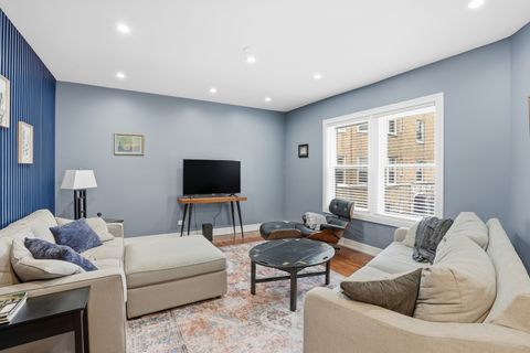 Tiny photo for 2212 E 70th Street #1B, Chicago, IL 60649 (MLS # 12541826)