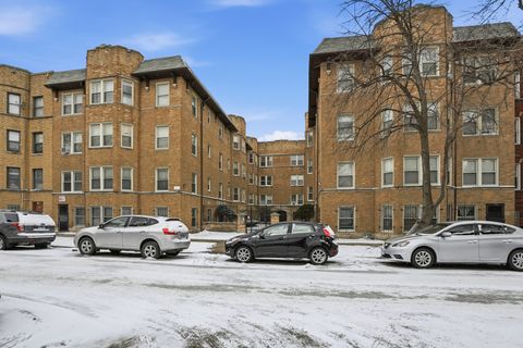 Tiny photo for 2212 E 70th Street #1B, Chicago, IL 60649 (MLS # 12541826)