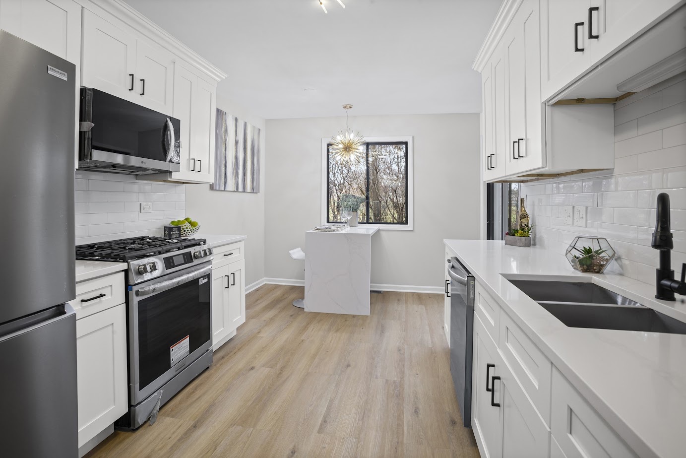 1454 N Elmhurst Road 102B