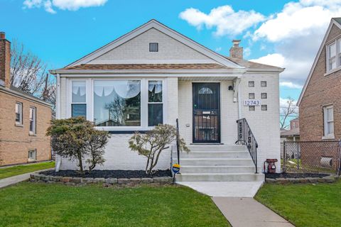 Photo of 12743 S Lowe Avenue, Chicago, IL 60628 (MLS # 12597427)