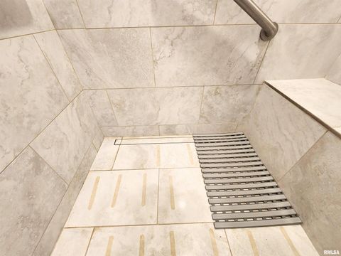 Tiny photo for 355 CHESTNUT Street, Alto Pass, IL 62905 (MLS # EB460472)