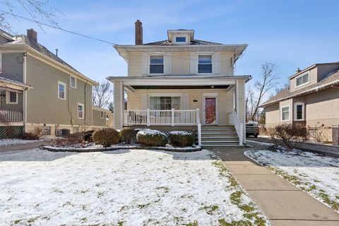 Photo of 2229 W 109th Street, Chicago, IL 60643 (MLS # 12595031)
