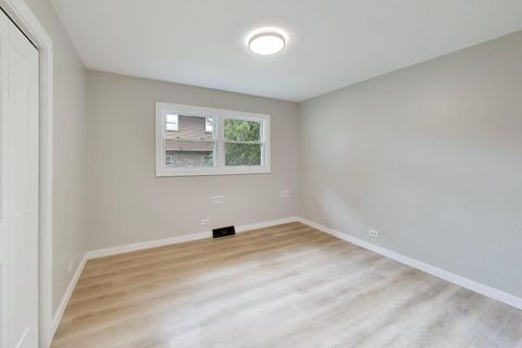 Tiny photo for 641 Lee Drive, Crystal Lake, IL 60014 (MLS # 12680497)