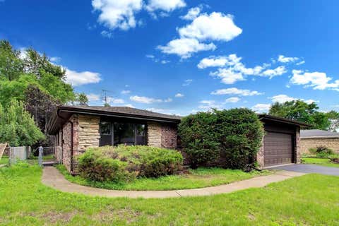 Tiny photo for 641 Lee Drive, Crystal Lake, IL 60014 (MLS # 12680497)