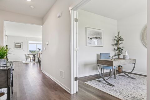 Tiny photo for 264 Snowdrop Lane, Elgin, IL 60124 (MLS # 12520517)