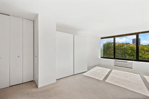 Tiny photo for 155 N HARBOR Drive #403, Chicago, IL 60601 (MLS # 12546349)