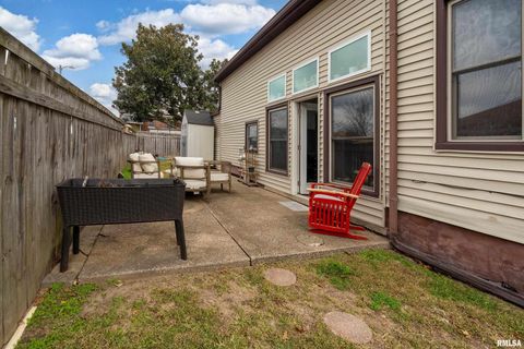 Tiny photo for 306 S MADISON Street, Marion, IL 62959 (MLS # EB460247)