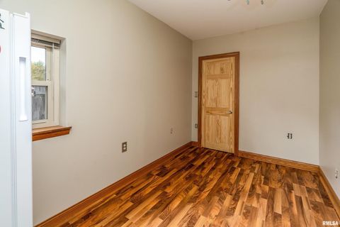 Tiny photo for 306 S MADISON Street, Marion, IL 62959 (MLS # EB460247)