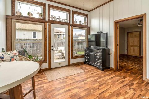 Tiny photo for 306 S MADISON Street, Marion, IL 62959 (MLS # EB460247)