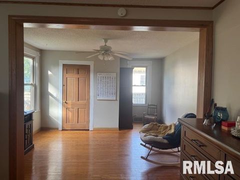 Tiny photo for 306 S MADISON Street, Marion, IL 62959 (MLS # EB460247)