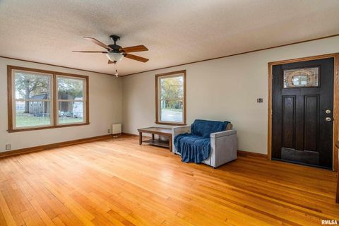 Tiny photo for 306 S MADISON Street, Marion, IL 62959 (MLS # EB460247)