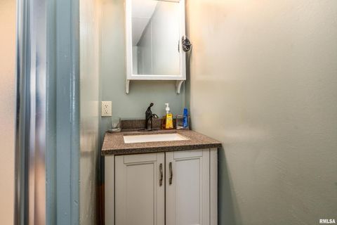 Tiny photo for 306 S MADISON Street, Marion, IL 62959 (MLS # EB460247)