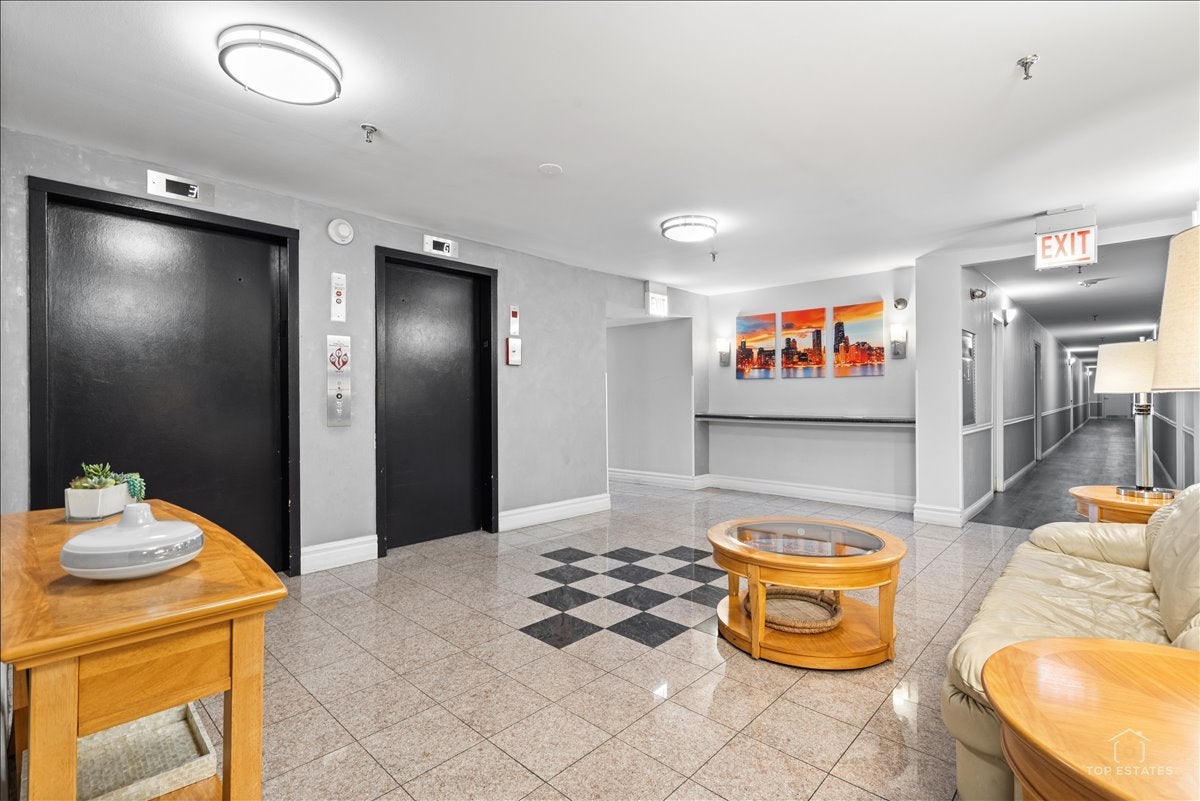 3700 Capri Court 104