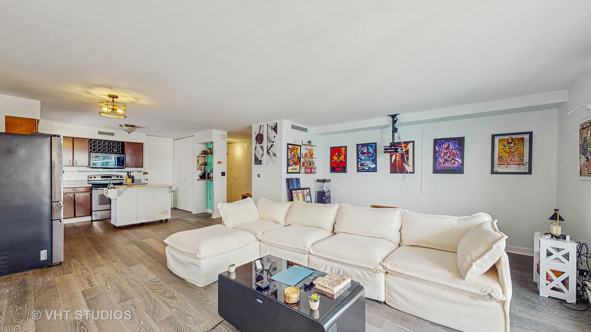 6007 N Sheridan Road 39F