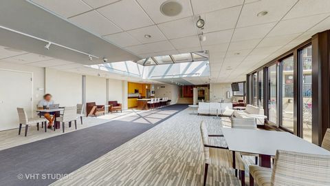 Tiny photo for 6007 N Sheridan Road #39F, Chicago, IL 60660 (MLS # 12435765)