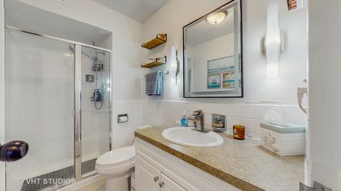 Tiny photo for 6007 N Sheridan Road #39F, Chicago, IL 60660 (MLS # 12435765)