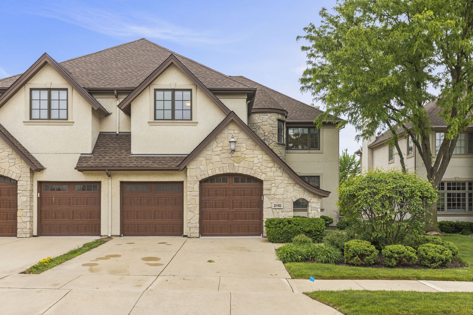 2110 Lillian Lane