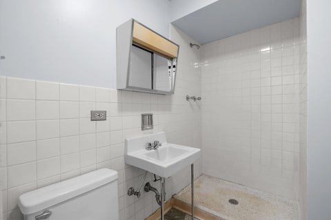 Tiny photo for 1330 W Birchwood Avenue #D, Chicago, IL 60626 (MLS # 12761112)