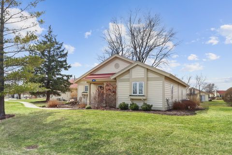 Photo of 1755 Cottage Drive #7-16, Lake Geneva, WI 53147 (MLS # 12612494)