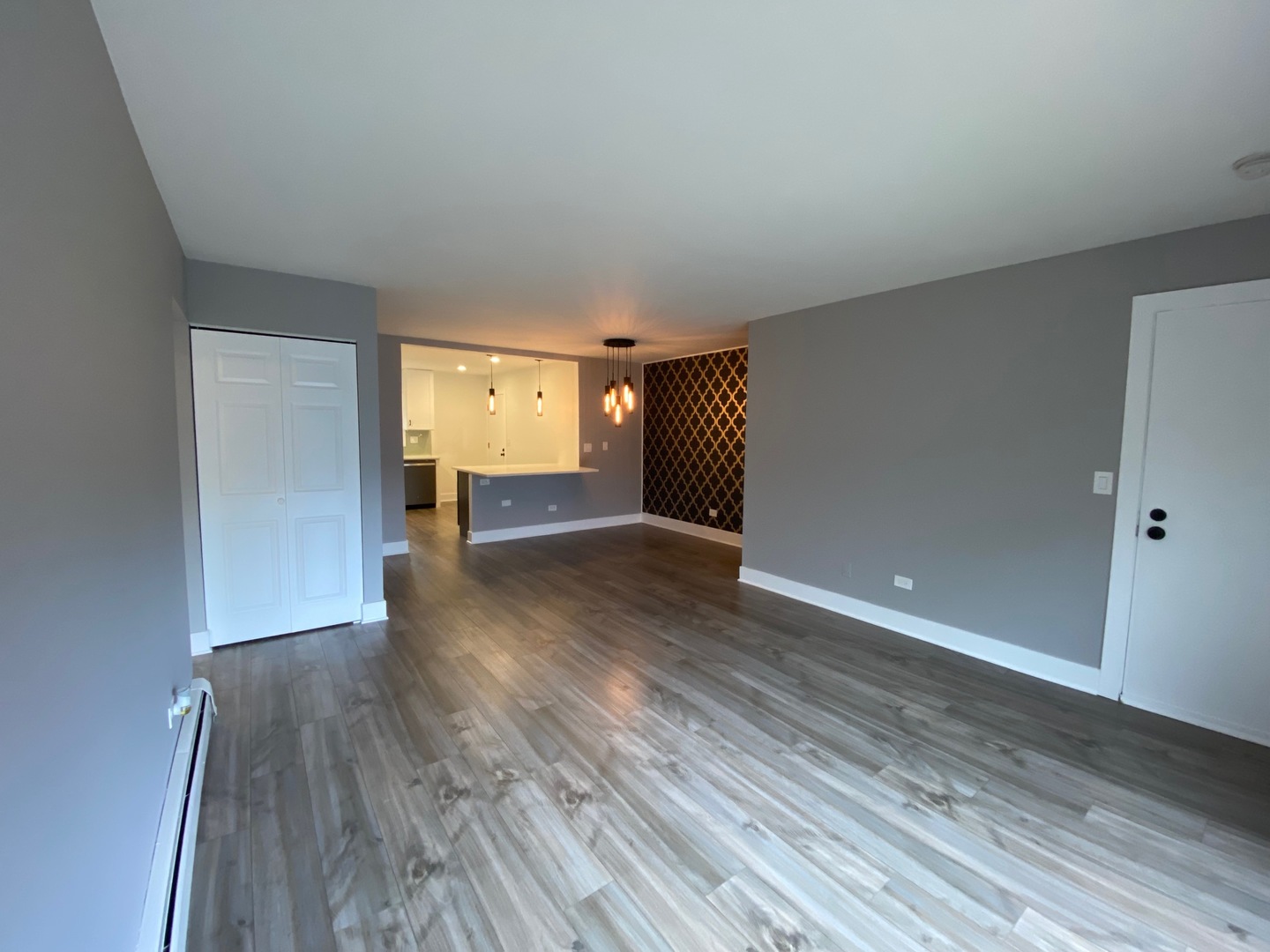 115 E Dundee Road 3N