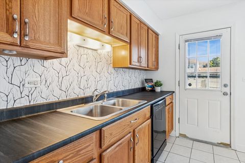 Tiny photo for 257 Bay Street, Wood Dale, IL 60191 (MLS # 12515369)