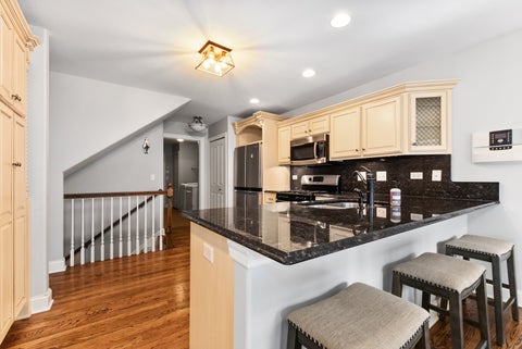 Tiny photo for 1876 Royalglen Drive, New Lenox, IL 60451 (MLS # 12759264)