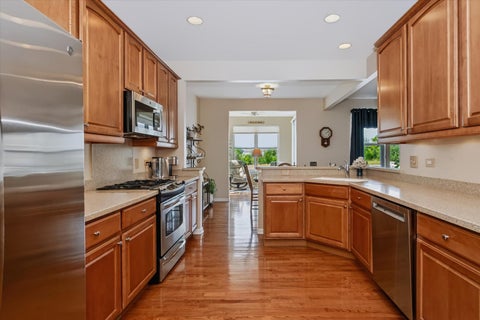 Tiny photo for 3270 Bagatelle Lane, Mundelein, IL 60060 (MLS # 12748412)
