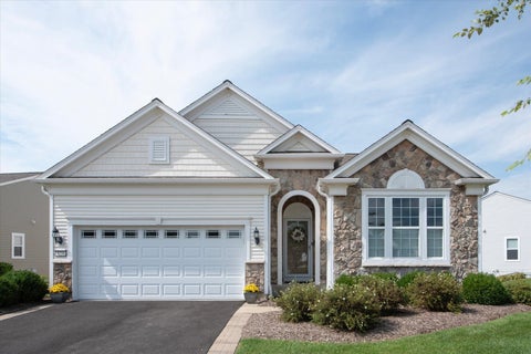 Photo of 3270 Bagatelle Lane, Mundelein, IL 60060 (MLS # 12748412)