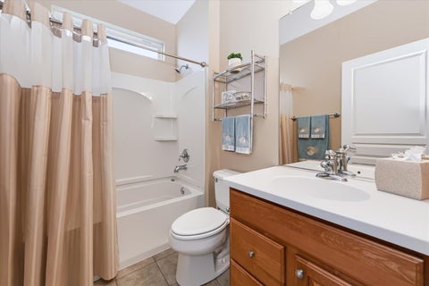 Tiny photo for 3270 Bagatelle Lane, Mundelein, IL 60060 (MLS # 12748412)