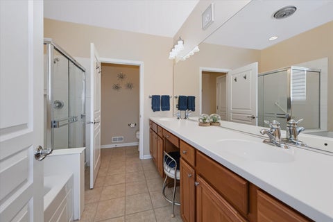 Tiny photo for 3270 Bagatelle Lane, Mundelein, IL 60060 (MLS # 12748412)