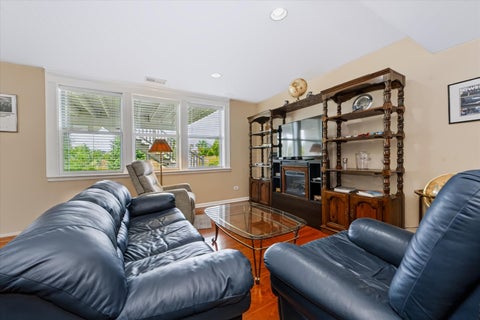 Tiny photo for 3270 Bagatelle Lane, Mundelein, IL 60060 (MLS # 12748412)