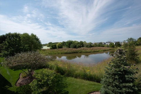 Tiny photo for 3270 Bagatelle Lane, Mundelein, IL 60060 (MLS # 12748412)