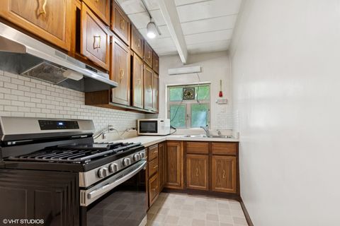 Tiny photo for 1864 Sherman Avenue #3SW, Evanston, IL 60201 (MLS # 12376563)