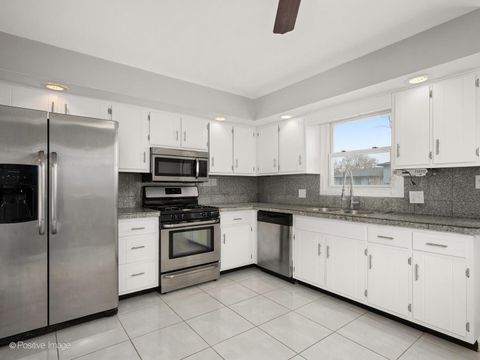 Tiny photo for 3208 Oakwood Drive, Joliet, IL 60431 (MLS # 12574836)