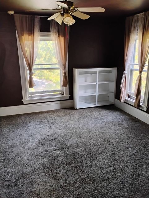 Tiny photo for 601 S Jefferson Street S, Woodstock, IL 60098 (MLS # 12483383)