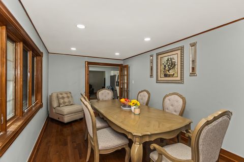 Tiny photo for 7916 W 113th Place, Palos Hills, IL 60465 (MLS # 12496611)