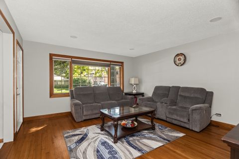 Tiny photo for 7916 W 113th Place, Palos Hills, IL 60465 (MLS # 12496611)