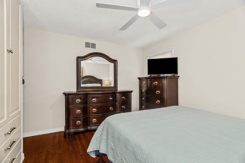 Tiny photo for 7916 W 113th Place, Palos Hills, IL 60465 (MLS # 12496611)