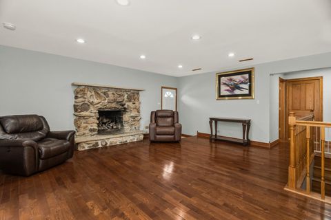 Tiny photo for 7916 W 113th Place, Palos Hills, IL 60465 (MLS # 12496611)