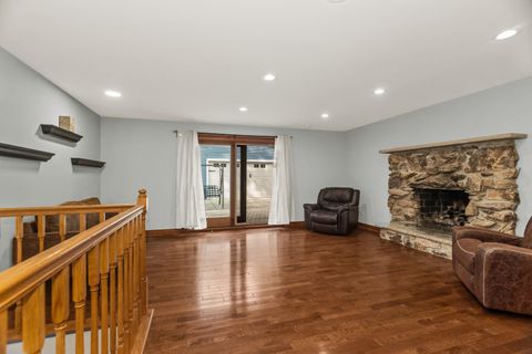 Tiny photo for 7916 W 113th Place, Palos Hills, IL 60465 (MLS # 12496611)