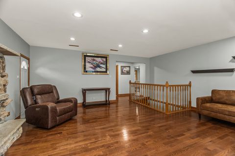 Tiny photo for 7916 W 113th Place, Palos Hills, IL 60465 (MLS # 12496611)