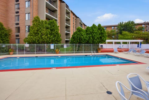 Tiny photo for 75 Kristin Circle #309, Schaumburg, IL 60195 (MLS # 12739057)