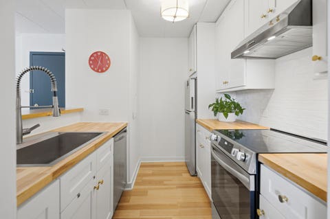 Tiny photo for 75 Kristin Circle #309, Schaumburg, IL 60195 (MLS # 12739057)