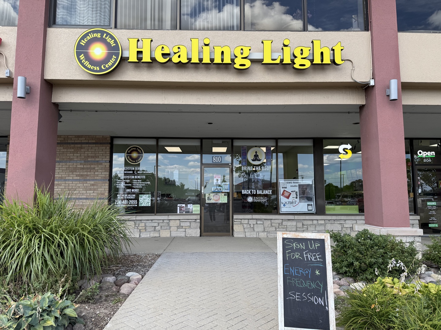 Buffalo Grove, Illinois 60089, United States, ,Residential,Active,207823