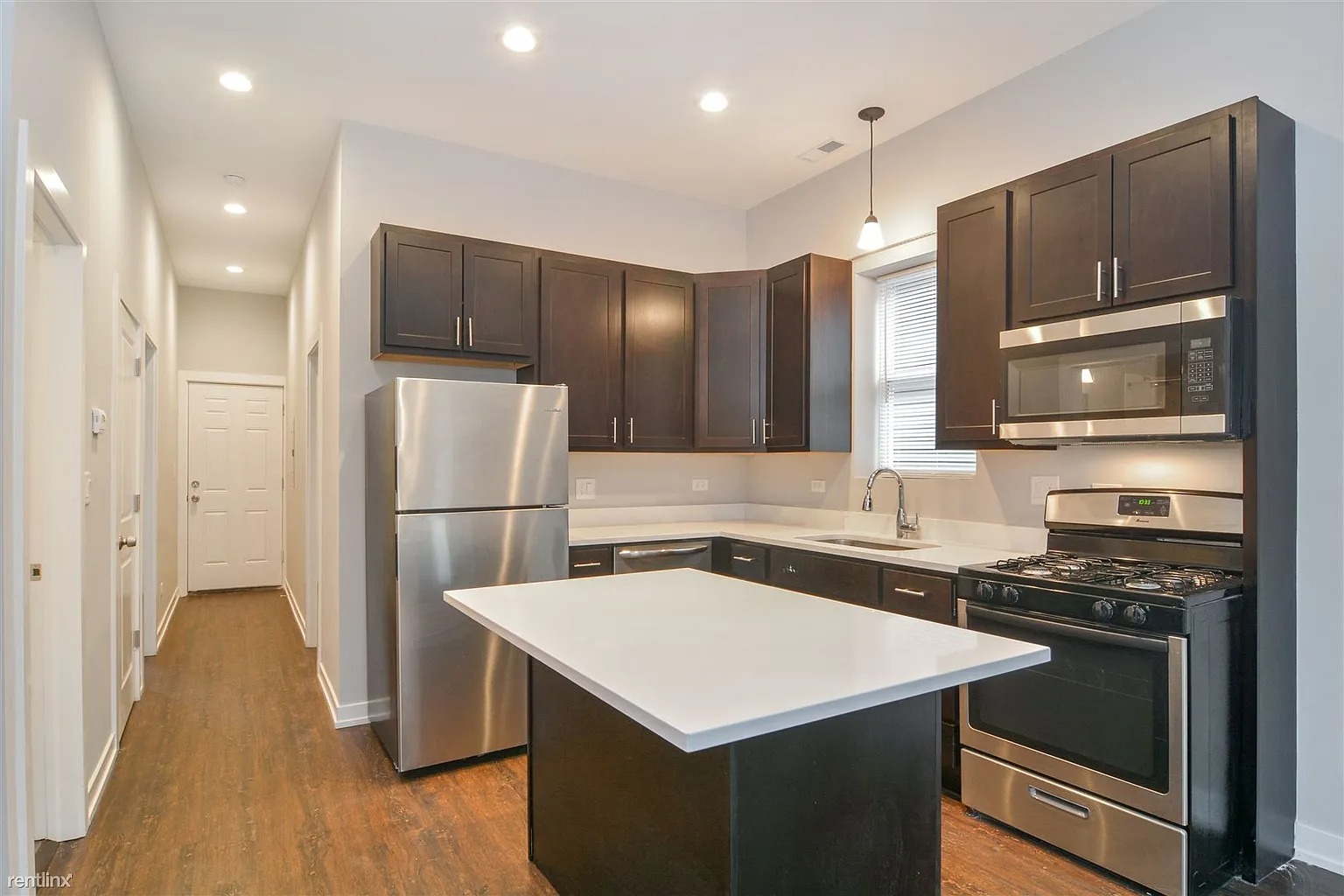 1922 N Rockwell Street 2